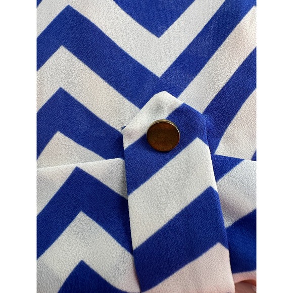 NWOT Kiara Royal Blue/White 3/4 Sleeve Chevron Print Hi Low Top XL (Flaw) - Picture 4 of 8